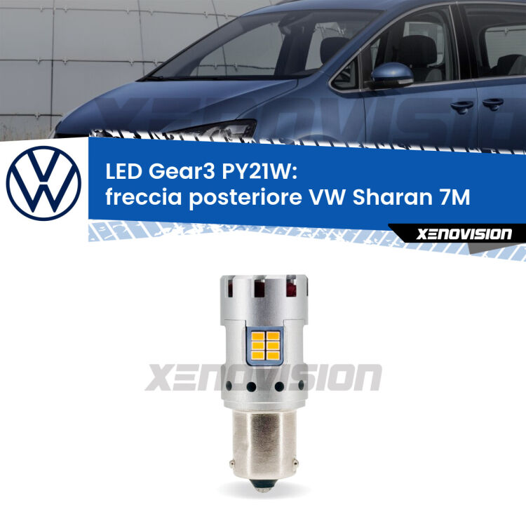 <strong>Freccia posteriore LED no-spie per VW Sharan</strong> 7M faro bianco. Lampada <strong>PY21W</strong> modello Gear3 no Hyperflash, raffreddata a ventola.