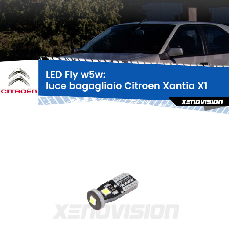 <strong>luce bagagliaio LED per Citroen Xantia</strong> X1 1993 - 2003. Coppia lampadine <strong>w5w</strong> Canbus compatte modello Fly Xenovision.