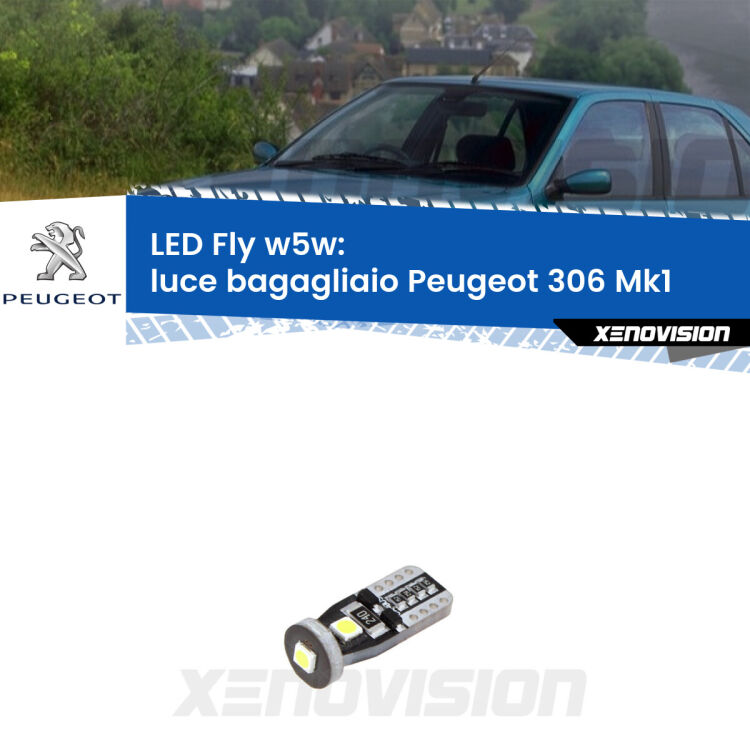 <strong>luce bagagliaio LED per Peugeot 306</strong> Mk1 1993 - 2001. Coppia lampadine <strong>w5w</strong> Canbus compatte modello Fly Xenovision.