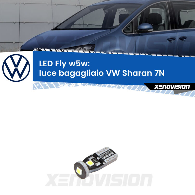 <strong>luce bagagliaio LED per VW Sharan</strong> 7N nel baule. Coppia lampadine <strong>w5w</strong> Canbus compatte modello Fly Xenovision.