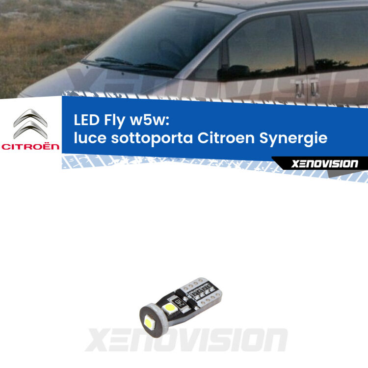 <strong>luce sottoporta LED per Citroen Synergie</strong>  1994 - 2002. Coppia lampadine <strong>w5w</strong> Canbus compatte modello Fly Xenovision.