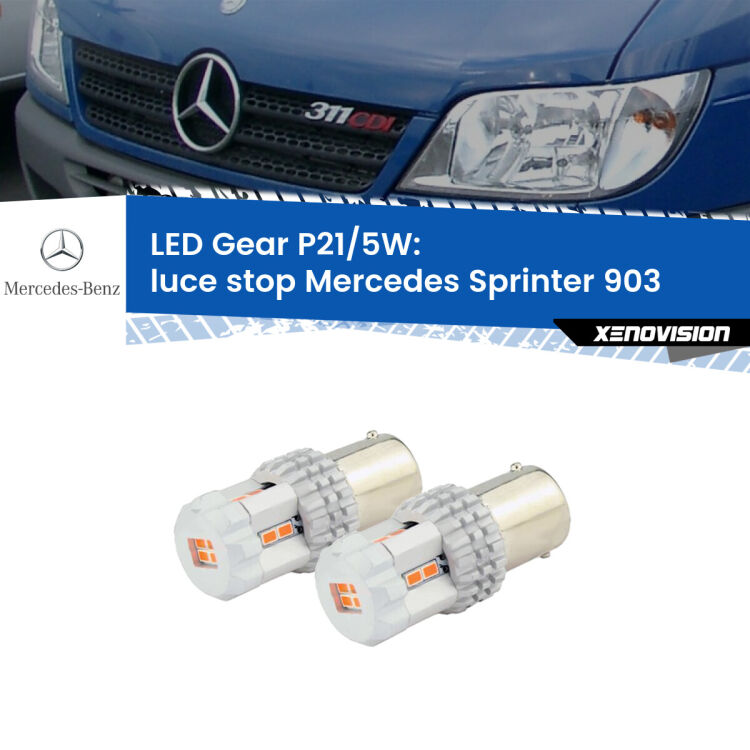 <strong>Luce Stop LED per Mercedes Sprinter</strong> 903 1995 - 2006. Due lampade <strong>P21/5W</strong> rosse non canbus modello Gear.