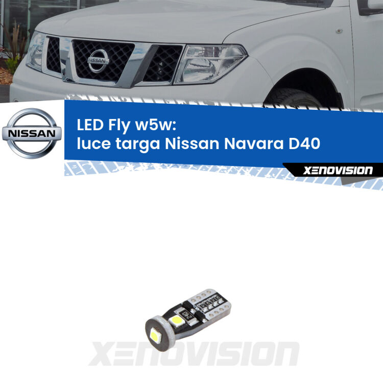 <strong>luce targa LED per Nissan Navara</strong> D40 2004 - 2016. Coppia lampadine <strong>w5w</strong> Canbus compatte modello Fly Xenovision.