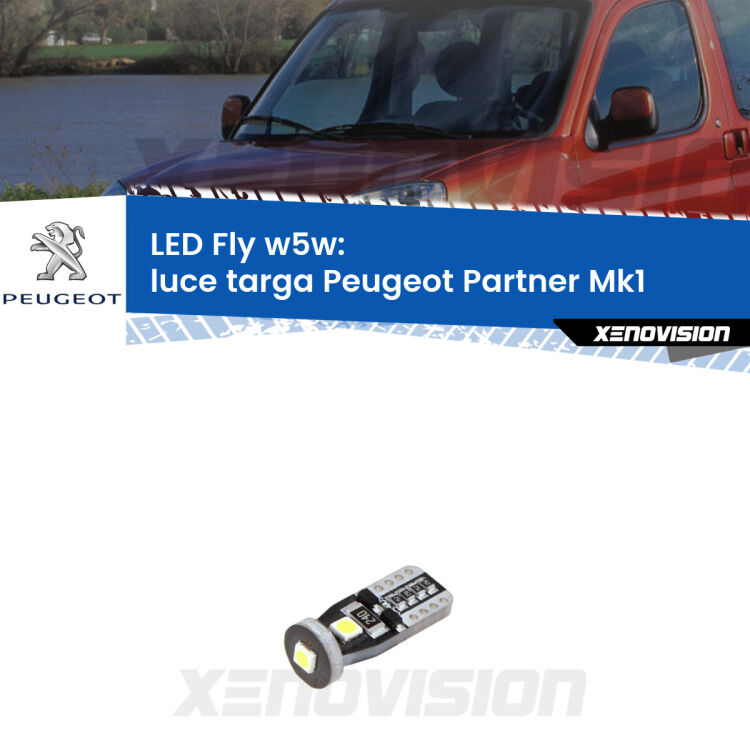 <strong>luce targa LED per Peugeot Partner</strong> Mk1 1996 - 2007. Coppia lampadine <strong>w5w</strong> Canbus compatte modello Fly Xenovision.