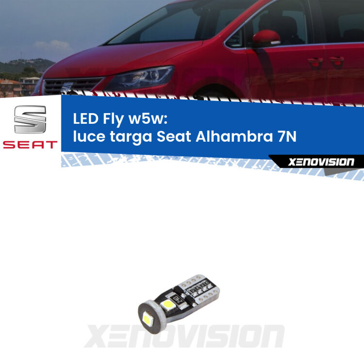 <strong>luce targa LED per Seat Alhambra</strong> 7N 2010 in poi. Coppia lampadine <strong>w5w</strong> Canbus compatte modello Fly Xenovision.
