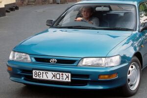 Corolla E100 (1992 - 1997)