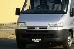 Jumper  (1994 - 2006)