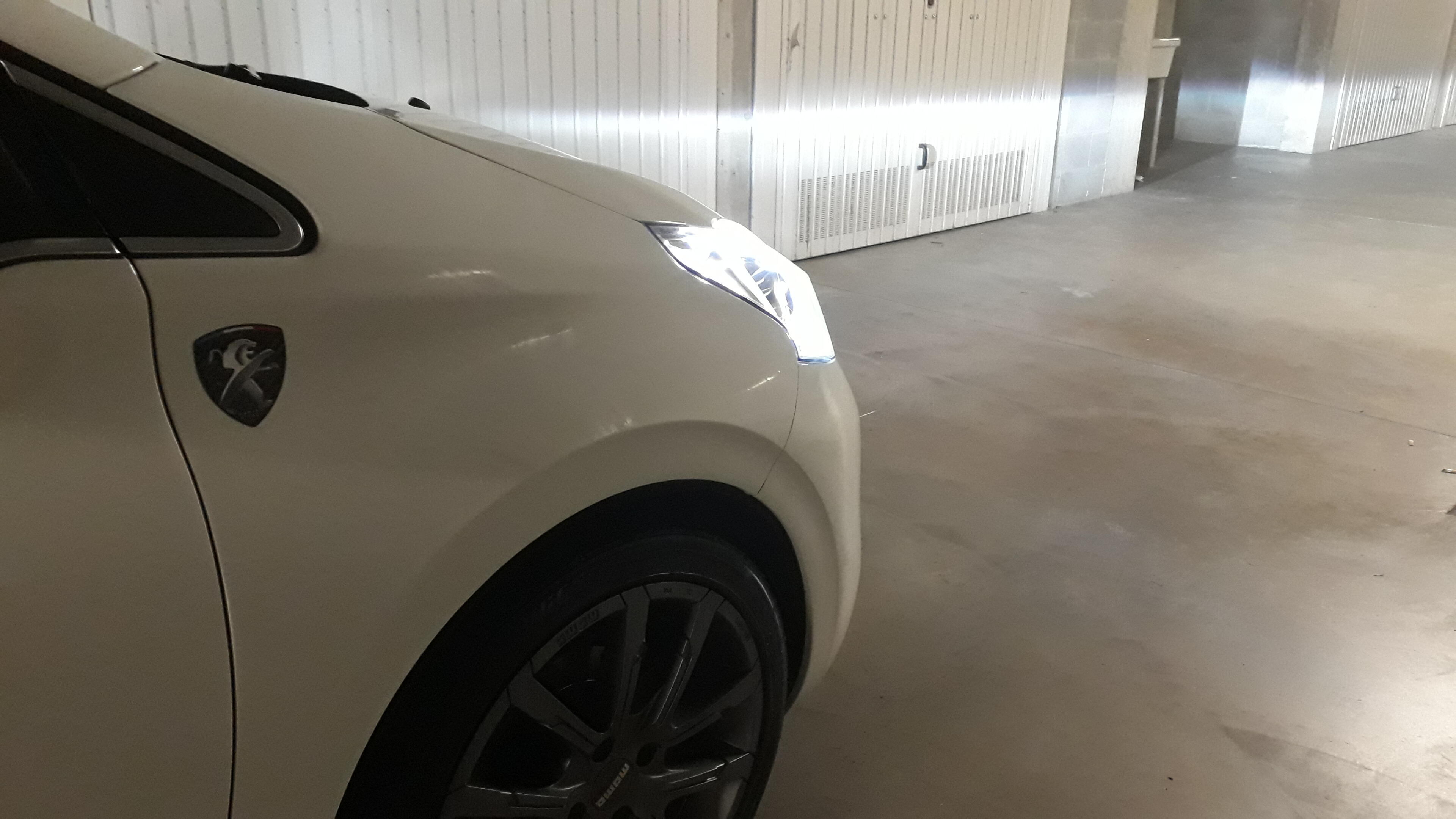 Peugeot 208 2013
