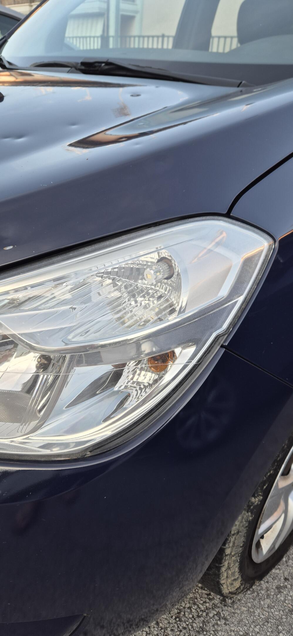 Dacia Lodgy 2012