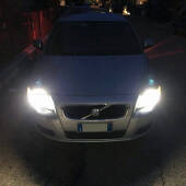 1 Kit Xenon Volvo V50 - 2003 al 2012 - Xenon 35W e Led Posizioni- 6100k Kit Xenon Volvo V50 - 2003 al 2012 - Xenon 35W e Led Posizioni- 6100k