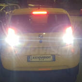 9 Retromarcia LED DS DS 3 Crossback prima serie: P21W BackBeam P21W: Led BackBeam v2.0 Cannone Luce Retromarcia Canbus