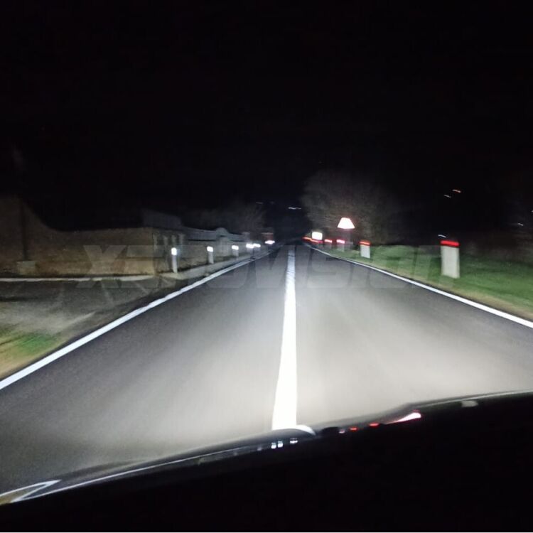 3 Anabbaglianti LED H7 29,000Lm per Fiat Tipo 356 fari a parabola <strong>Kit anabbaglianti LED specifico per Fiat Tipo</strong> 356 fari a parabola. Lampade <strong>H7</strong> Canbus da 29.000Lumen di luminosità modello Eagle Xenovision.