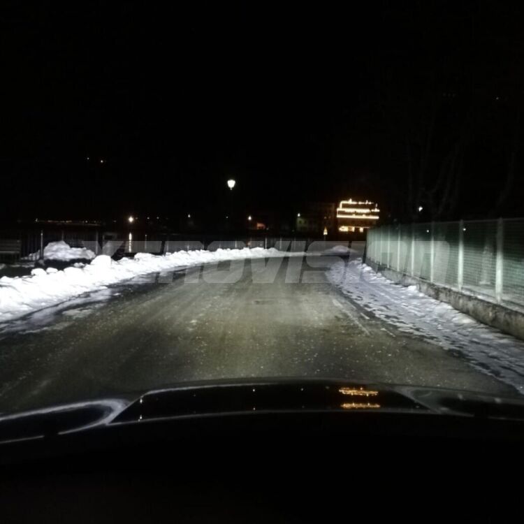 <strong>Kit anabbaglianti LED specifico per Fiat Tipo</strong> 356 fari lenticolari. Lampade <strong>H7</strong> Canbus da 29.000Lumen di luminosità modello Eagle Xenovision.