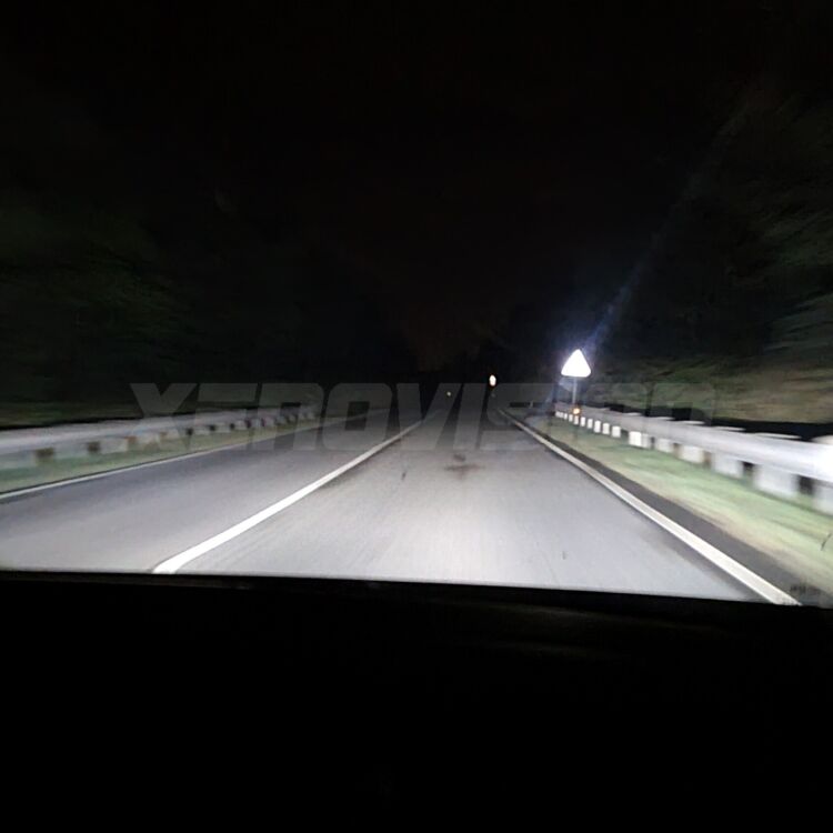 <strong>Kit anabbaglianti LED per Alfa romeo Giulietta</strong>  2010 in poi.</strong>.Coppia lampade <strong>H7</strong> modello Edge v3.0 di Xenovision.