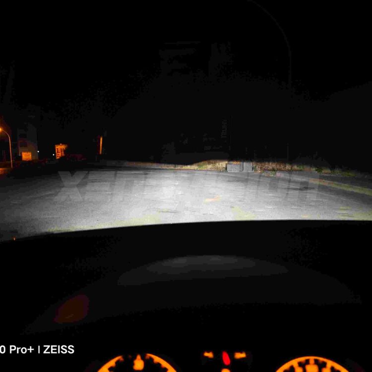 <strong>Kit anabbaglianti LED per Opel Astra H</strong> A04 2004 - 2014.</strong>.Coppia lampade <strong>H7</strong> modello Edge v3.0 di Xenovision.