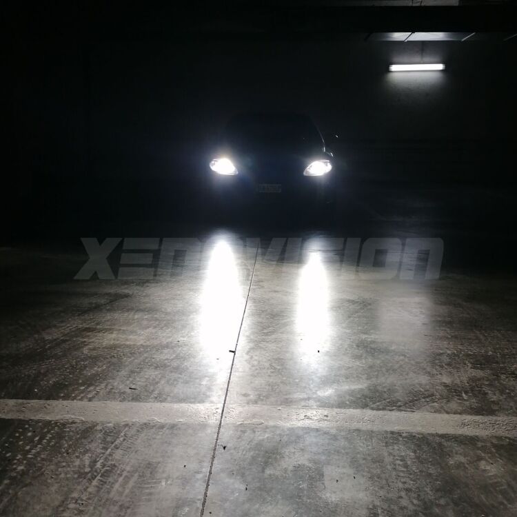 4 Anabbaglianti LED H7 34,000Lm per Seat Leon 1P 2005 - 2012 <strong>Kit anabbaglianti LED per Seat Leon</strong> 1P 2005 - 2012.</strong>.Coppia lampade <strong>H7</strong> modello Edge v3.0 di Xenovision.