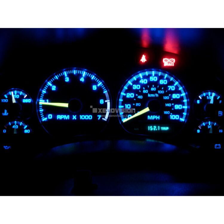 2 B8.5D T5 Led - 60Lm 360gradi - Cruscotto e Strumentazione - Blu <p><strong>60 Lumen,omnidirezionale. </strong>Luce Led 6000K con innesto T5 B8.5D per cruscotto e strumentazione. </p>