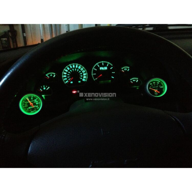 3 B8.5D T5 Led - 60Lm 360gradi - Cruscotto e Strumentazione - Verde <p><strong>60 Lumen,omnidirezionale. </strong>Luce Led 6000K con innesto T5 B8.5D per cruscotto e strumentazione. </p>