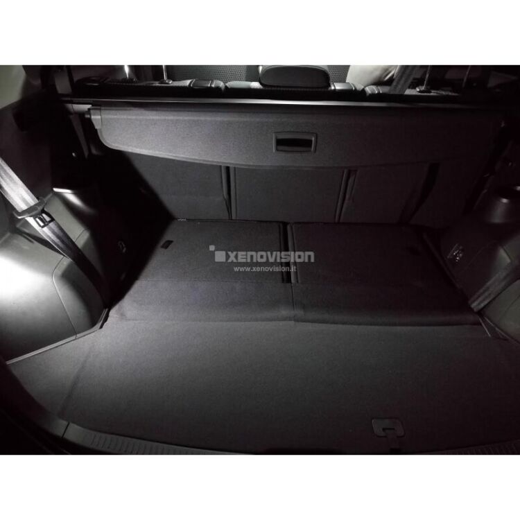 <b>Coppia lampadine LED C5W 36mm Canbus</b> di altissima qualità, ideali per luce targa, bagliaio e cortesia di auto Canbus. Equipaggiano 3 Ultra Led 6000k.