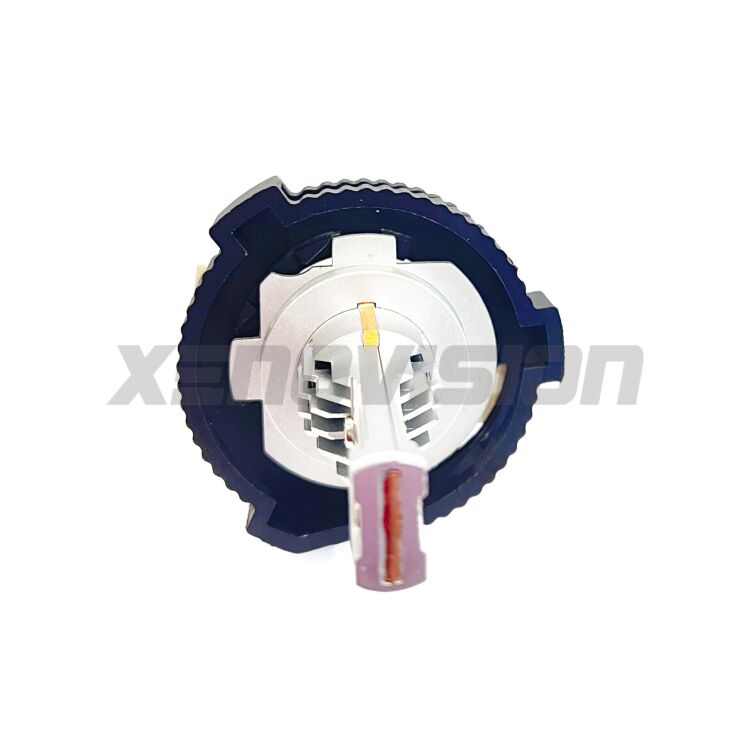 <p>Coppia Adattatori portalampada LED ideale su varie versioni di Ford Fiesta 2019</p>