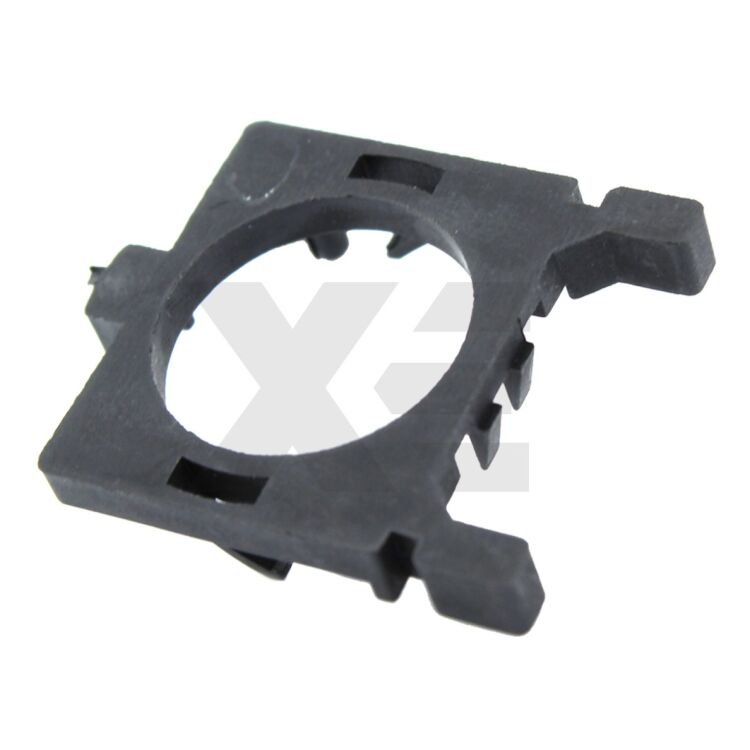 Coppia Adattatori Portalampada LED Ford Focus Fiesta etc <p>Coppia adattatori portalampada LED ideale su varie versioni di Ford Focus, Ford Fiesta etc </p>