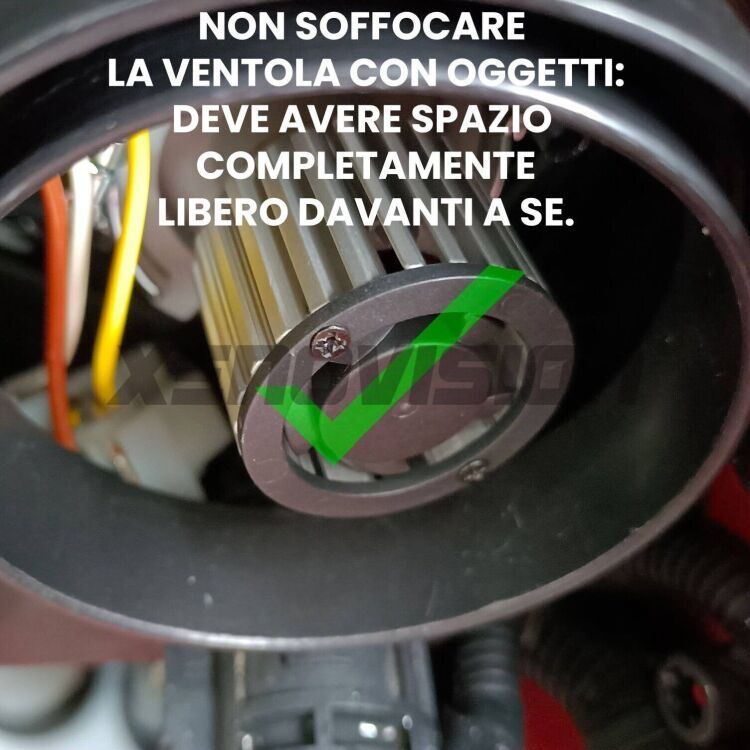 4 Coppia tappi coprifaro a cupola 65mm <p>Tappi coprifaro a cupola diametro interno <strong>65mm</strong>, necessari per fare respirare le ventoline dei kit LED.</p>