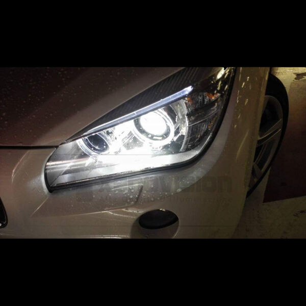1 D1S: Lampade HID Xenovision XT 5000K <p>Le lampade D1S 5000k Xenovision XT erogano più Lumen, durano di più e proiettano più lontano.</p>