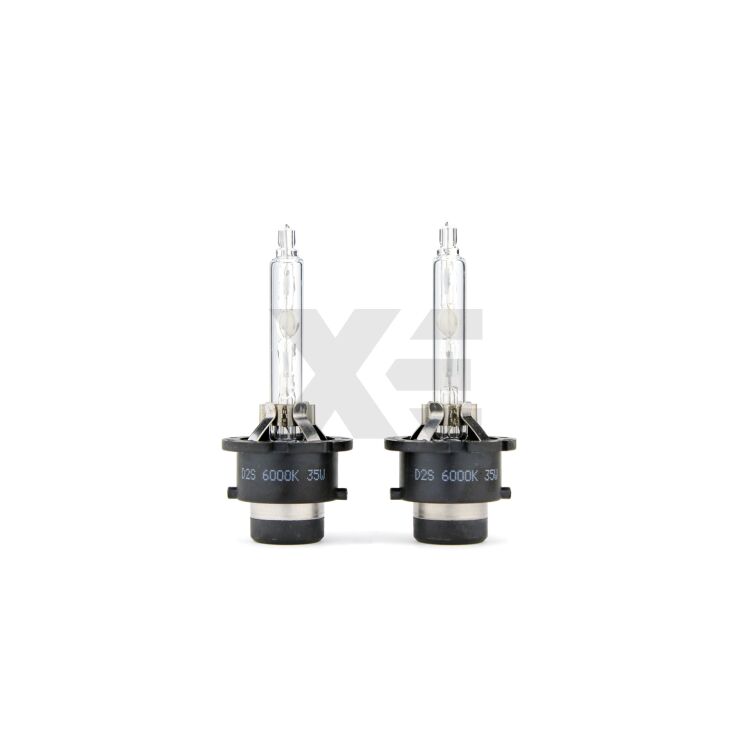 4 D2S: Lampade HID Xenovision XT Le lampade D2S Xenovision XT erogano più Lumen, durano di più e proiettano più lontano.