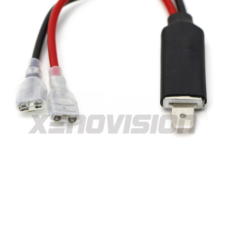 2 EasyPlug: spinotti alimentazione H1 per Abbaglianti Ford Fiesta Coppia di cavi per rendere Plug&Play il collegamento del kit LED allo spinotto Abbaglianti H1 della Ford Fiesta.