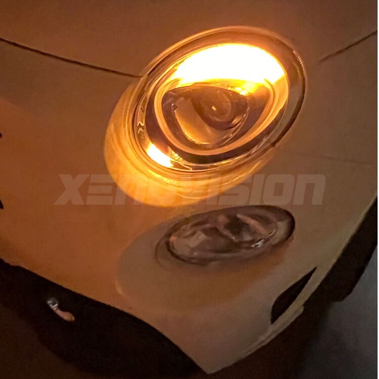 <strong>Freccia Anteriore LED no-spie per Abarth 500 595 695</strong>  2015 - 2022. Coppia lampade <strong>PY24W</strong> modello Gear2 no Hyperflash.