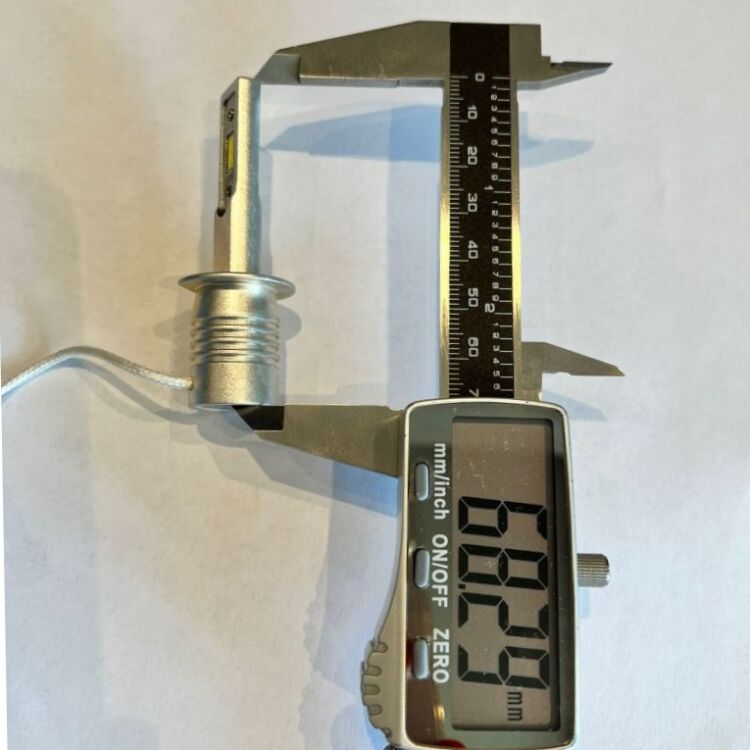2 Fendinebbia LED H1 9600Lm per Lotus Elise Mk3 2010 - 2022 <strong>Kit LED Fendinebbia per Lotus Elise</strong> Mk3 2010 - 2022.</strong> Coppia lampade <strong>H1</strong> senza ventola e ultracompatte per installazioni in fari senza spazi.