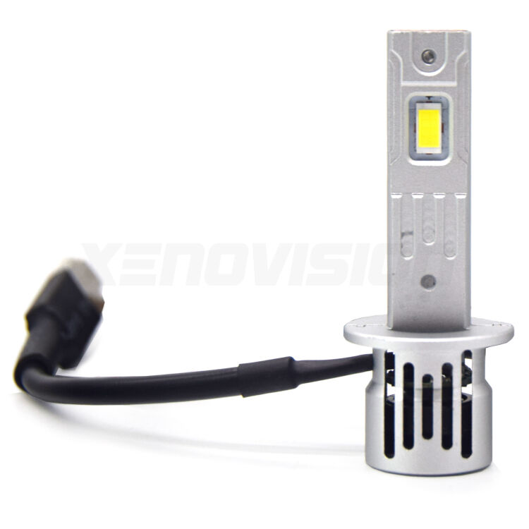 5 Anabbaglianti LED VW New Beetle 1998 - 2005: H1 Nava <strong>Anabbaglianti LED no-spie per VW New Beetle</strong> 1998 - 2005. Coppia lampade <strong> H1</strong> modello Nava canbus, raffreddate a ventola.