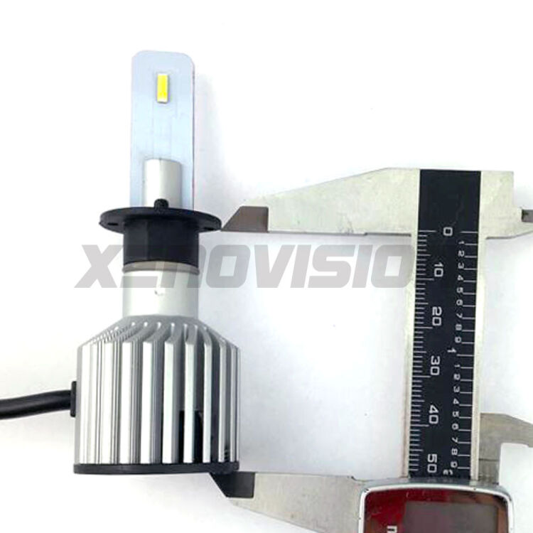 FINE SERIE: NO GARANZIA <p><strong style="caret-color: #000000; text-size-adjust: auto;">Per fari Lenticolari e Parabola.</strong><span style="caret-color: #000000; text-size-adjust: auto;"> Kit LED H1 con chip CREE. Triplica la luminosità su strada. Ottimo taglio di luce. Dissipatore a cilindo, ultracompatto. Canbus 90% auto.</span></p>