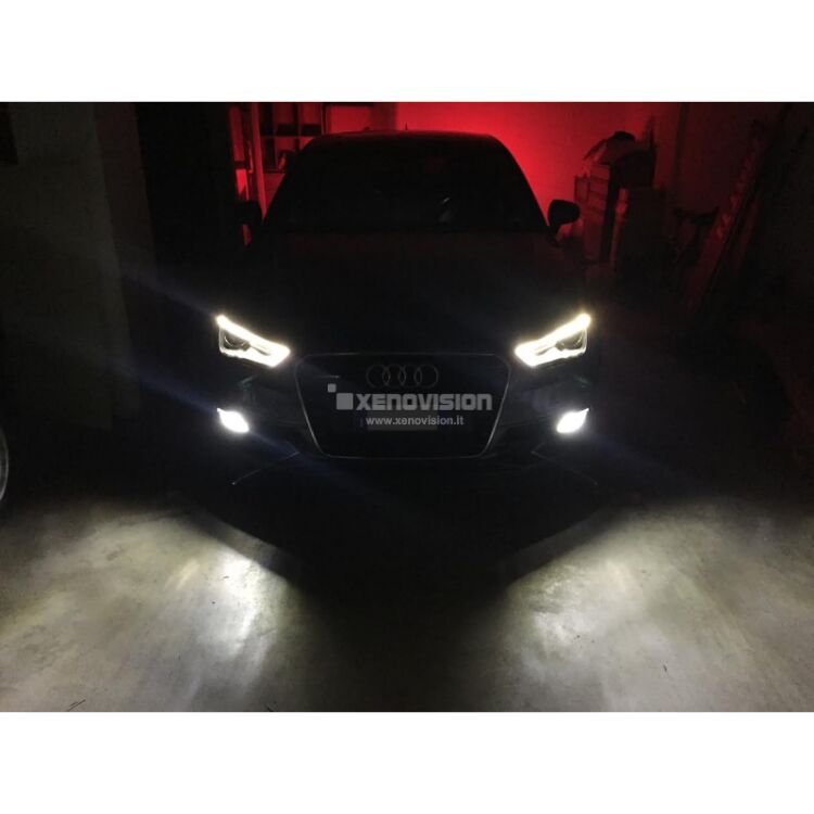 FINE SERIE: NO GARANZIA<strong>Per fari a Parabola.</strong> Kit LED H11 estremamente compatto. Utile per installazioni dove non c'è spazio. Non ha dissipatore. Su quasiasi auto Canbus necessita filtri spegnispia.