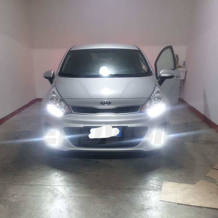 7 Fendinebbia LED Renault Laguna III X91 2007 - 2015: Twist 11,000Lm <strong>Kit fendinebbia LED</strong> per <strong>Renault Laguna III</strong> X91 2007 - 2015. Compatte, impermeabili, senza ventola: praticamente indistruttibili. Top Quality.