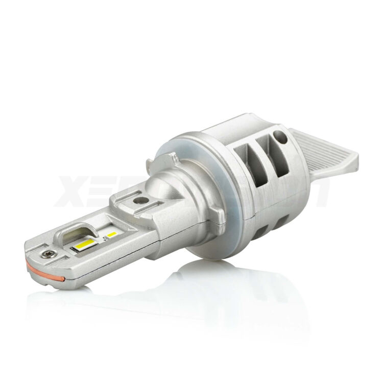 2 Luci diurne LED H15 24,000Lm per Abarth 124 spider 2016 - 2019 <strong>Kit luci diurne LED per Abarth 124 spider</strong> 2016 - 2019. Lampade <strong>H15</strong> doppia funzione (diurne + abbaglianti) Canbus modello Shark Xenovision.