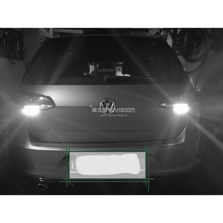 5 Retromarcia LED H21W Torpedo per Citroën C5 II 2008 - 2014 <strong>Retromarcia LED 6000k per Citroën C5</strong> II 2008 - 2014. Lampada <strong>H21W</strong> canbus modello Torpedo.