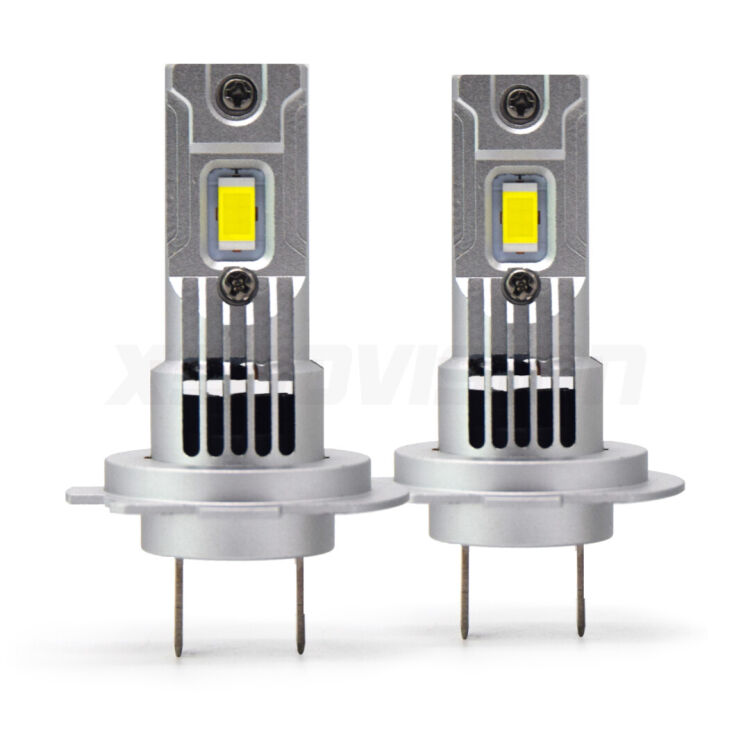 1 Anabbaglianti LED VW New Beetle 2005 - 2010: H7 Nava <strong>Anabbaglianti LED no-spie per VW New Beetle</strong> 2005 - 2010. Coppia lampade <strong>H7</strong> modello Nava canbus, raffreddate a ventola.