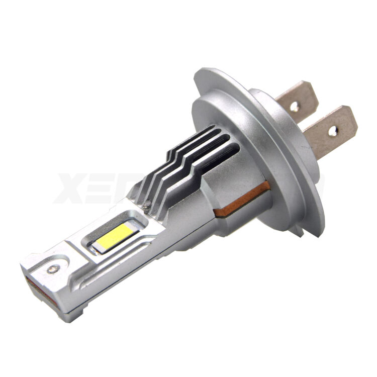 3 Anabbaglianti LED VW New Beetle 2005 - 2010: H7 Nava <strong>Anabbaglianti LED no-spie per VW New Beetle</strong> 2005 - 2010. Coppia lampade <strong>H7</strong> modello Nava canbus, raffreddate a ventola.