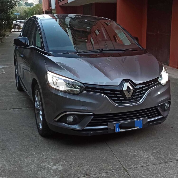 Renault Grand scÉnic IV 2016