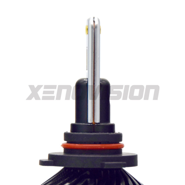 5 Abbaglianti LED HB3 29,000Lm per Daihatsu Copen 2003 -2012 <strong>Kit abbaglianti LED specifico per Daihatsu Copen</strong> 2003 -2012. Lampade <strong>HB3</strong> Canbus da 29.000Lumen di luminosità modello Eagle Xenovision.