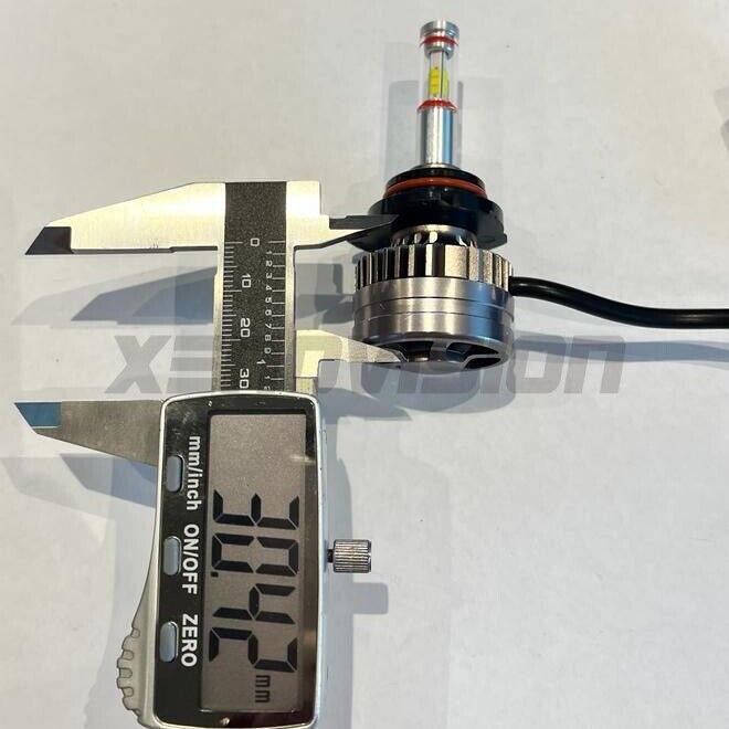 3 Anabbaglianti LED HIR2 22,000Lm per Land rover Discovery IV L319 fari lenticolari <strong>Kit LED anabbaglianti per Land rover Discovery IV</strong> L319 fari lenticolari. </strong>Due lampade Canbus HIR2 Brightstar da 22,000 Lumen. Qualità Massima.