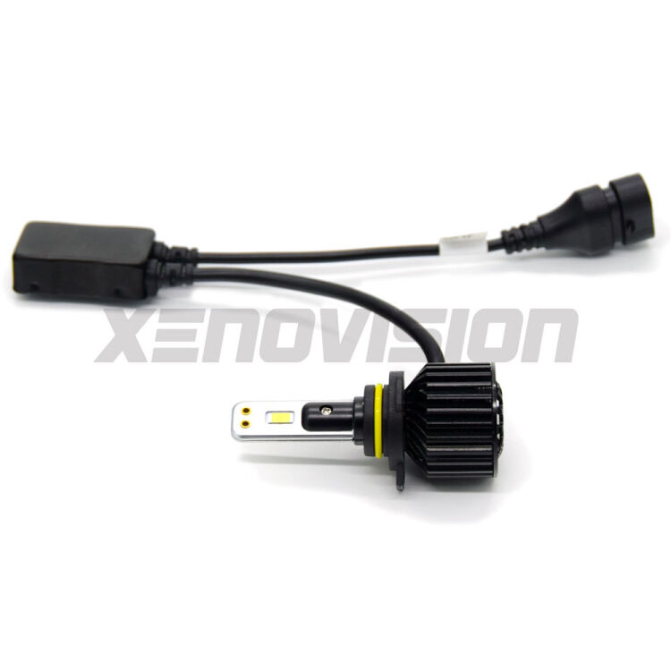 <strong>Kit anabbaglianti LED specifico per Opel Ampera</strong> R12 2011 - 2015. Lampade <strong>HIR2</strong> Canbus da 29.000Lumen di luminosità modello Eagle Xenovision.