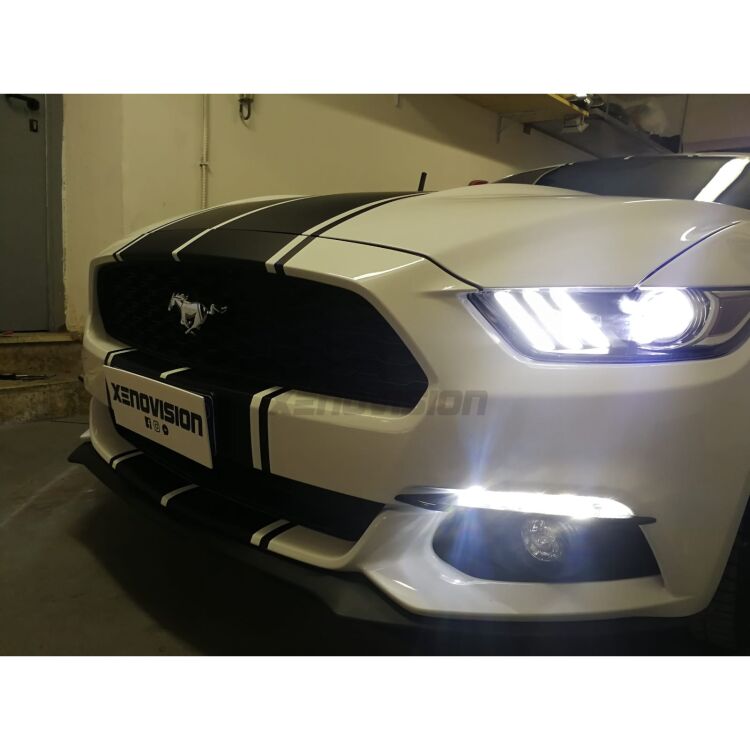 4 HIR2: Kit LED Twist 11.000Lm - FINE SERIE: NO GARANZIA FINE SERIE: NO GARANZIA <strong>Kit LED </strong><strong>HIR2</strong><strong> senza ventola. </strong>Compatti, impermeabili, senza ventola: praticamente indistruttibili. Top Quality. Ideali per Fendinebbia, abbaglianti e spazi ristretti. Canbus sul 85% delle auto.