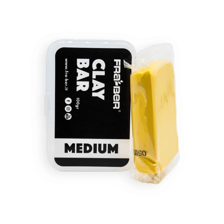 Innovacar Clay Bar Gialla - Media - 100g Clay Bar per decontaminare superfici verniciate e cromate, facile da usare e riutilizzabile. <b>Durezza media</b> adatta al 90% delle situazioni.
