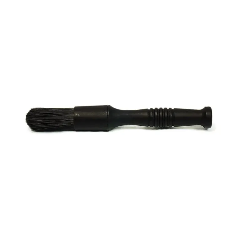 2 Innovacar Hard Brush - Pennello setole dure in Nylon Pennello con setole dure in Nylon, ideale per rimuovere sporco ostinato da motori e cerchi. Resistente ai solventi, maneggevole e con impugnatura antiscivolo.