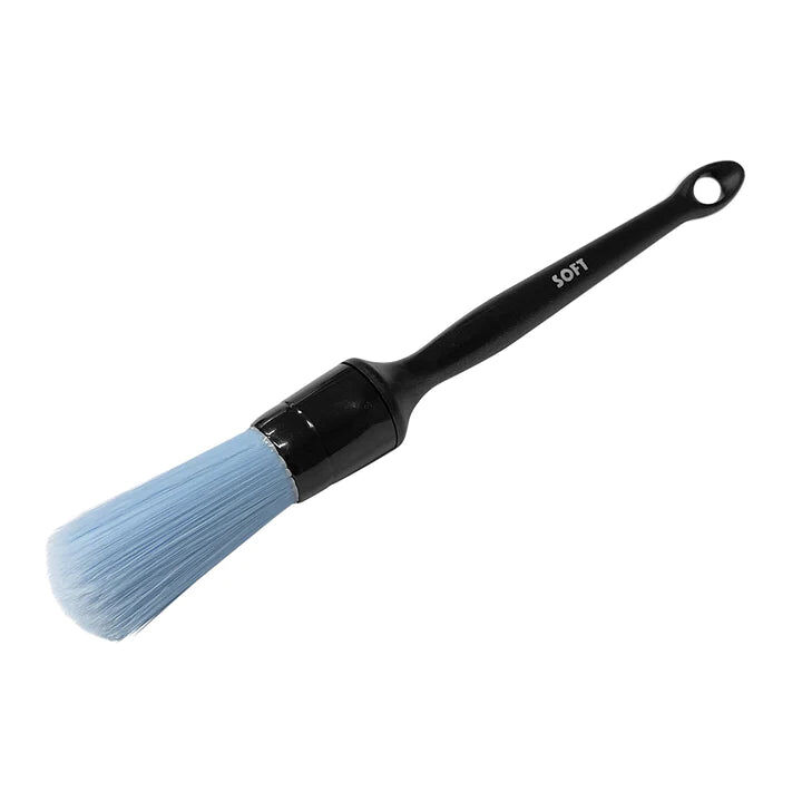 Innovacar Soft Brush - Pennello Setole Morbide Pennello ideale per il detailing. Con setole lunghe e morbide, perfetto superfici delicate come pelle, Alcantara e plastiche, garantendo precisione e sicurezza.