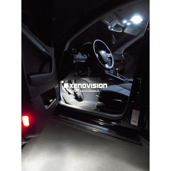 3 Kit Led Audi A3 2010 restyling in poi - FULL - Bianco Lunare 6000k <p>Kit Led Audi A3 2011 FULL, conversione a Led per A3. Zero spie, Altissima Qualità. Luce Bianco Lunare 6000k su ogni punto luce interno ed esterno.</p>