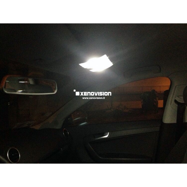 8 Kit Led Audi A3 2010 - Tutti i punti luce - FULL - Bianco Lunare 6000k <p>Kit Led Audi A3 Full, conversione a Led per A3. Zero spie, Altissima Qualità. Luce Bianco Lunare 6000k su ogni punto luce interno ed esterno.</p>