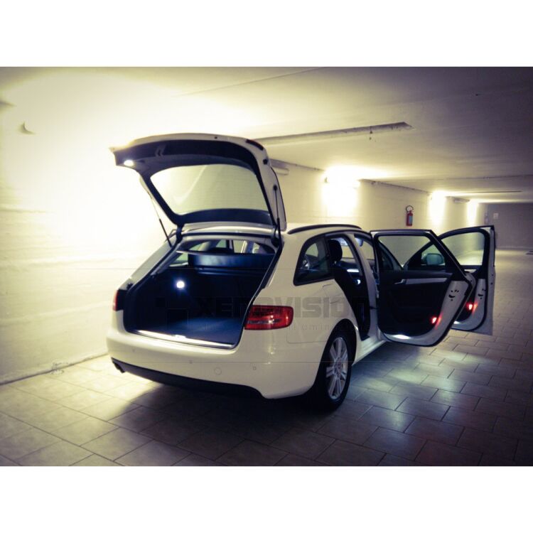 <p>Kit Led Audi A4 dal 2008 in poi FULL, conversione a Led per Audi A4 dal 2008 in poi. Zero spie, Altissima Qualit&agrave;. Luce Bianco Lunare 6000k su ogni punto luce interno ed esterno.</p>